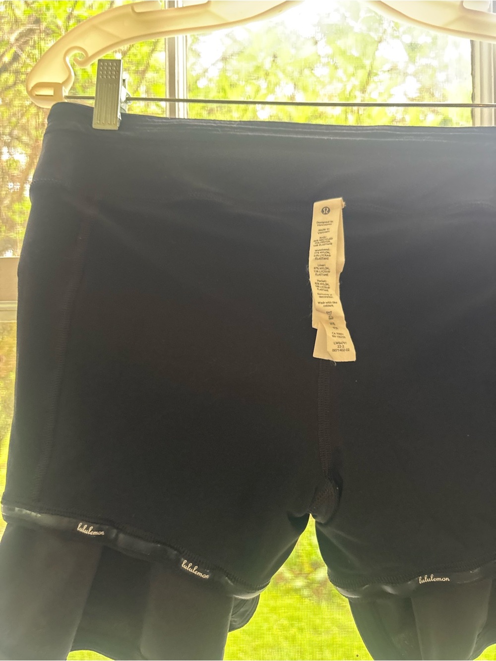 lululemon athletica Black Skater Tennis Skirt with Zip Pocket - Picture 2 of 16